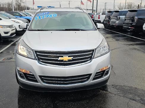 Used 2017 Chevrolet Traverse Premier image 2