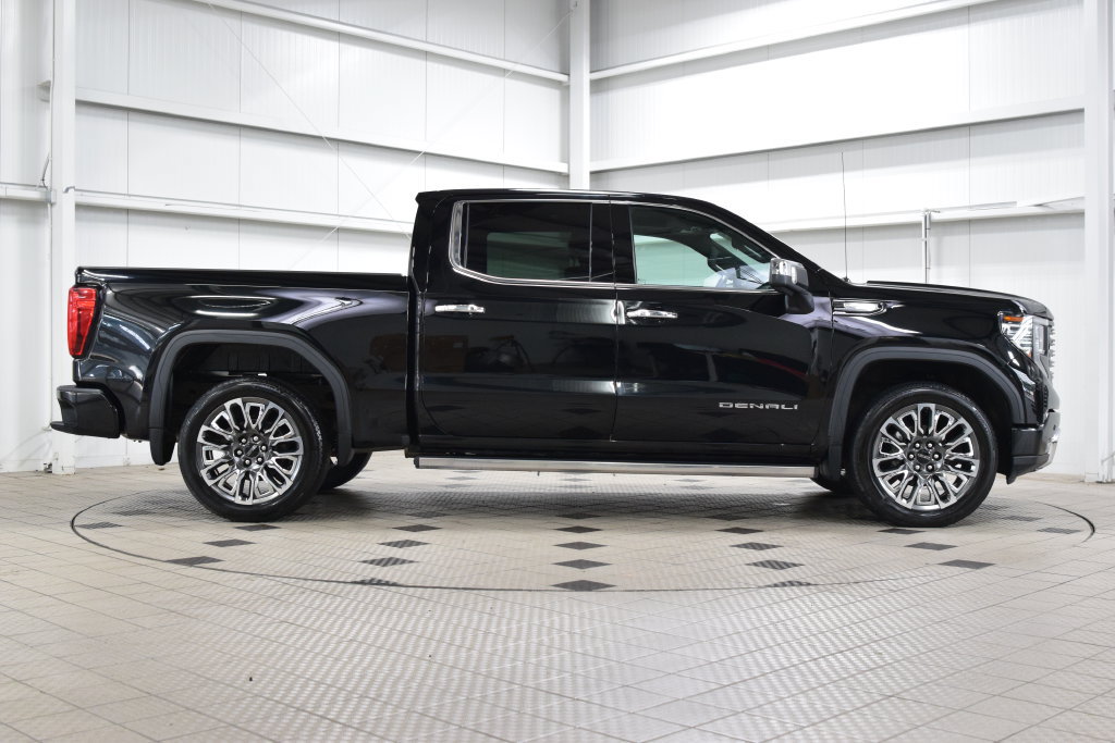 Used 2024 GMC Sierra 1500 Denali Ultimate AWD/4WD image 9