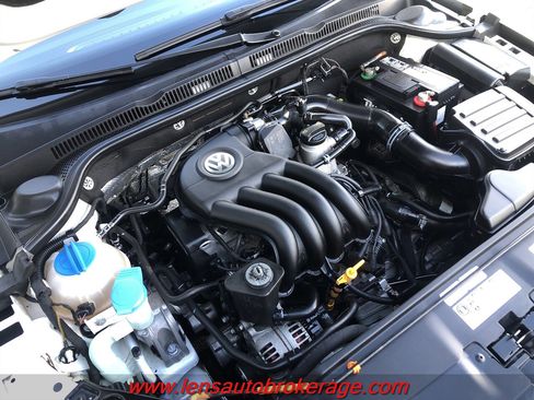 Used 2013 Volkswagen Jetta S image 23