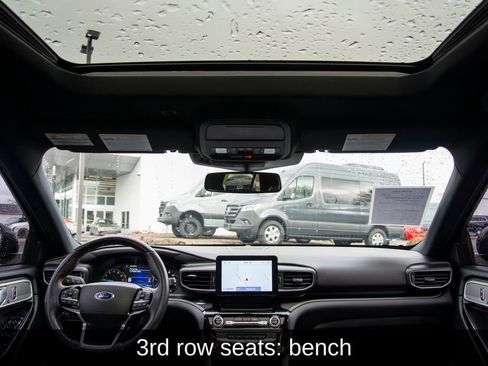 Used 2022 Ford Explorer ST-Line w/ Class IV Trailer Tow Package image 18