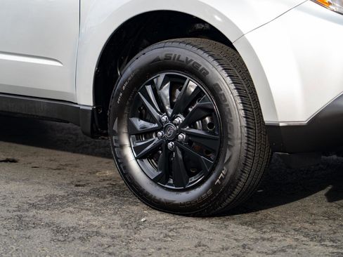 Used 2010 Subaru Forester 2.5X image 7