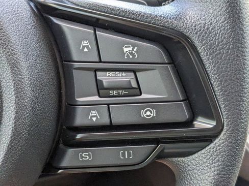 Certified 2025 Subaru Crosstrek 2.0i Premium image 19