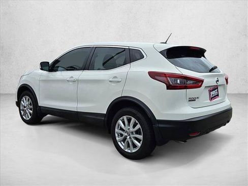 Used 2020 Nissan Rogue Sport S w/ Appearance Package FWD image 9