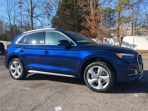Used 2021 Audi Q5 Prestige image 2