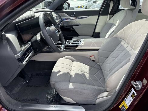 Certified 2023 BMW i7 xDrive60 image 19