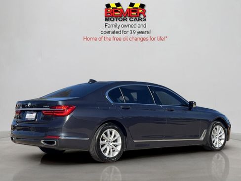Used 2019 BMW 740i xDrive image 5