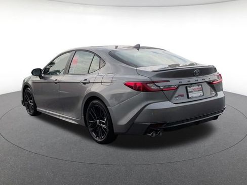 New 2026 Toyota Camry SE FWD image 4