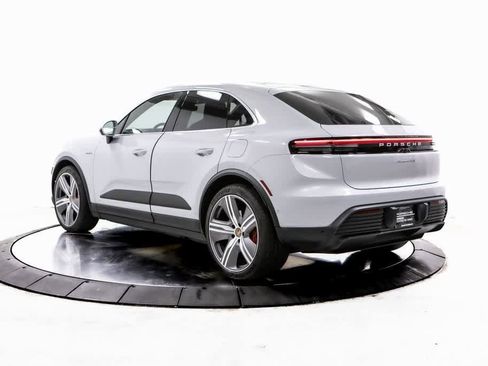 Certified 2025 Porsche Macan 4S Electric image 3