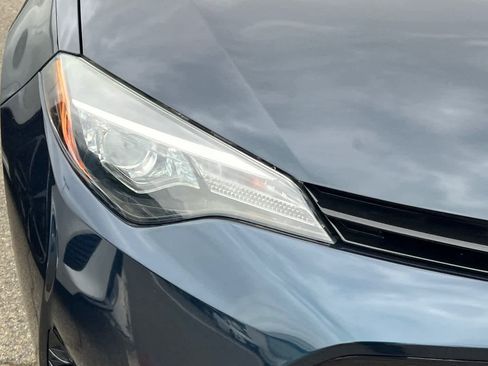 Used 2018 Toyota Corolla LE FWD image 14