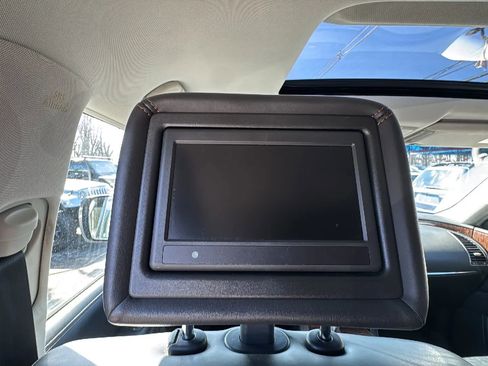 Used 2017 Nissan Armada Platinum w/ Captain Seat Package image 16