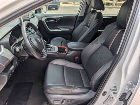 Used 2024 Toyota RAV4 Adventure AWD/4WD image 2