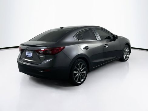 Used 2018 MAZDA MAZDA3 Touring image 5