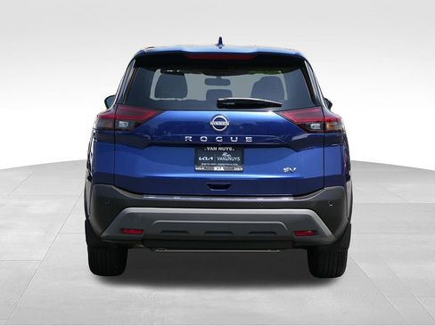 Used 2023 Nissan Rogue SV FWD image 32