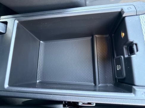 New 2026 BMW i4 eDrive40 w/ Premium Package RWD image 14