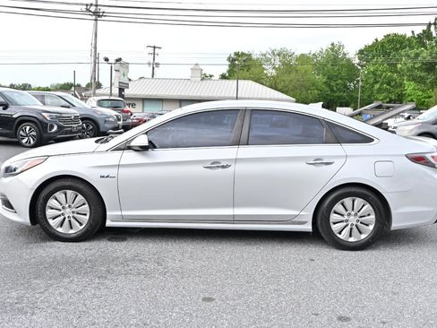 Used 2017 Hyundai Sonata SE FWD image 7