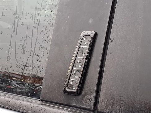 Used 2023 Chevrolet Silverado 1500 ZR2 w/ Technology Package image 35