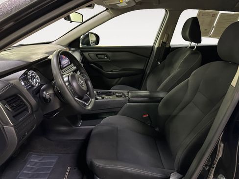 Used 2024 Nissan Rogue S image 13