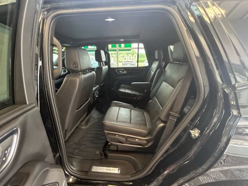 Used 2023 Chevrolet Tahoe LT w/ LT Signature Package AWD/4WD image 16