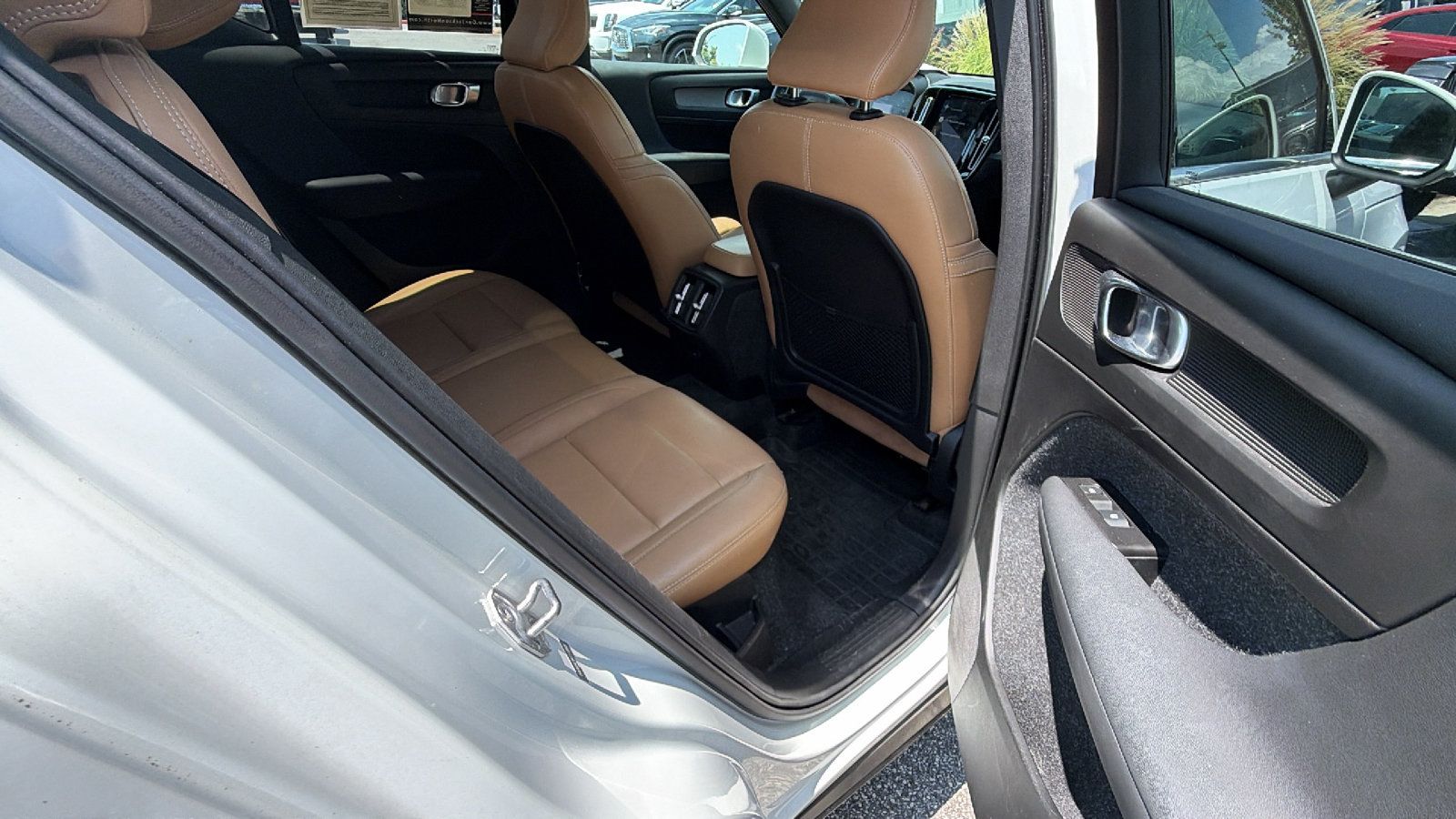 Used 2021 Volvo XC40 T5 Inscription w/ Protection Package Premier AWD/4WD image 22