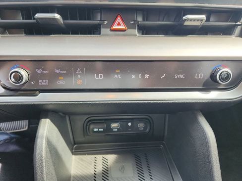 Certified 2023 Kia Sportage EX image 28