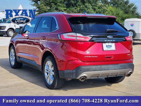 Used 2022 Ford Edge Titanium w/ Equipment Group 301A AWD/4WD image 3