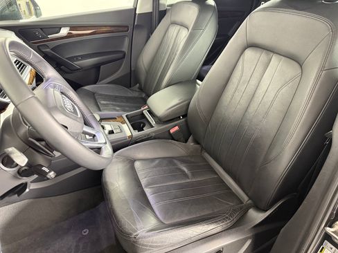 Used 2018 Audi Q5 2.0T Premium Plus w/ Premium Plus Package image 5