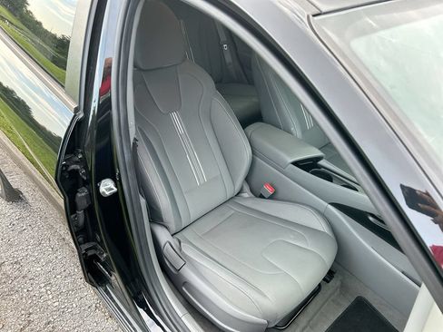 Used 2023 Hyundai Elantra SEL w/ Convenience Package FWD image 30