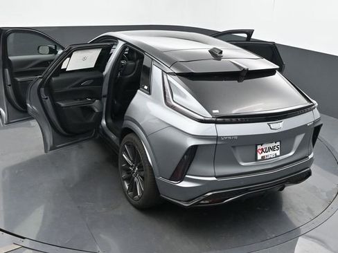 New 2026 Cadillac Lyriq V image 55