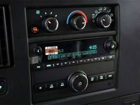 New 2024 Chevrolet Express 2500 image 21