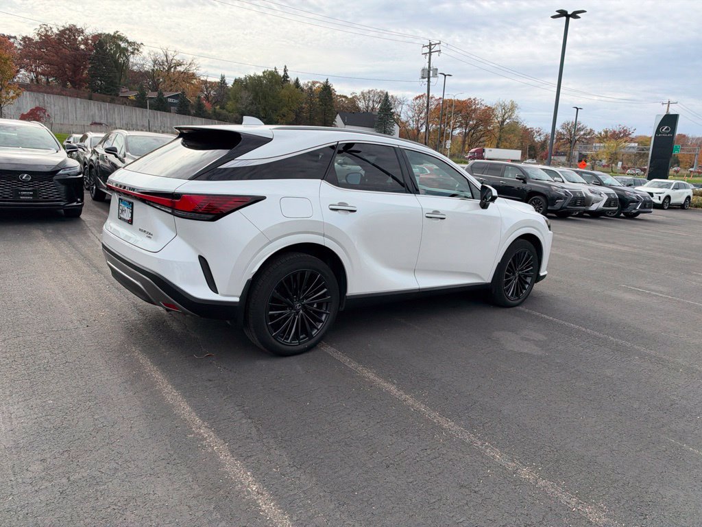 Certified 2026 Lexus RX 450h AWD w/ Convenience Package image 29