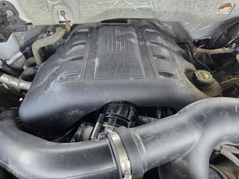 Used 2016 Ford Expedition XLT RWD image 30