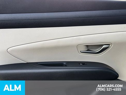 Certified 2025 Hyundai Tucson SEL FWD image 16