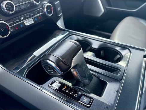 Used 2024 Ford F150 Lariat w/ Equipment Group 502A High image 17