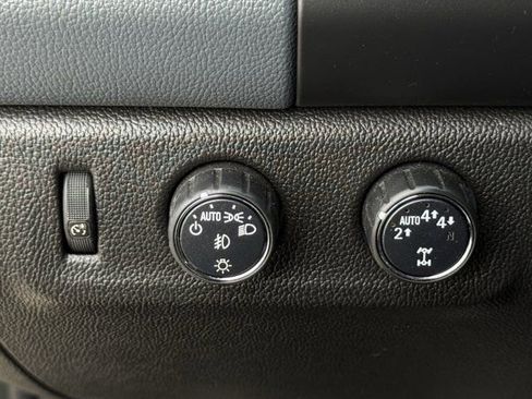 Used 2020 Chevrolet Colorado Z71 image 23