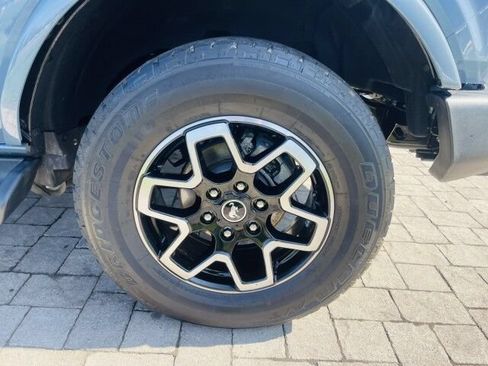 Used 2025 Ford Bronco Outer Banks AWD/4WD image 31