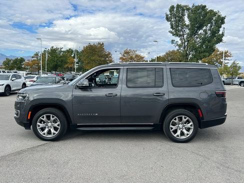 Used 2022 Jeep Wagoneer Series II image 7