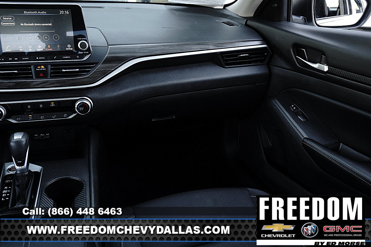 Used 2025 Nissan Altima 2.5 SV FWD image 26