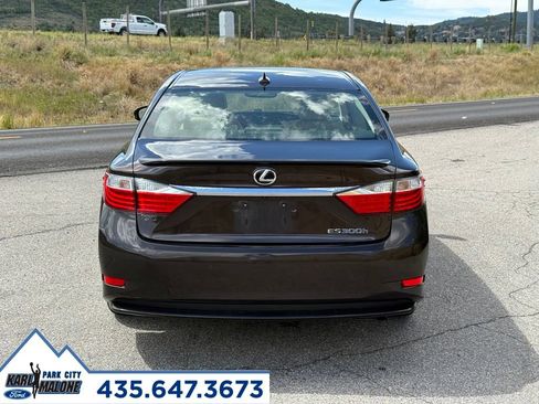 Used 2013 Lexus ES 300h w/ Luxury Pkg FWD image 4