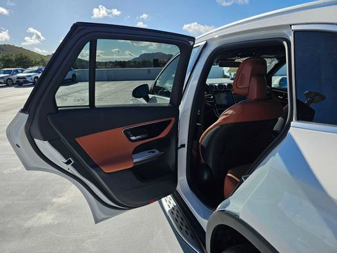 New 2026 Mercedes-Benz GLC 300 4MATIC image 15