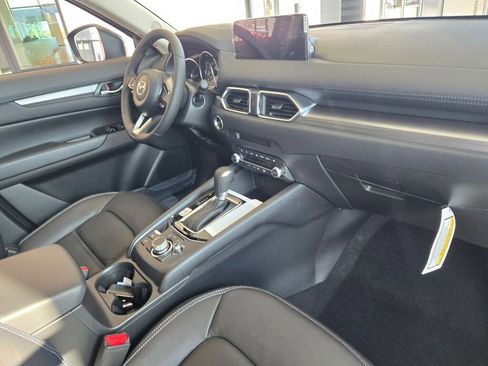 New 2025 MAZDA CX-5 AWD 2.5 S w/ Preferred Package image 5