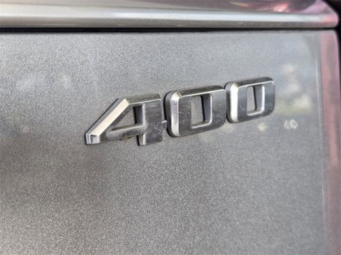 Used 2025 Cadillac XT6 Premium Luxury image 15