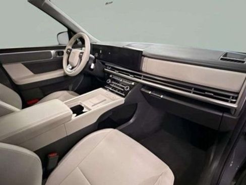 Used 2024 Hyundai Santa Fe SE image 19