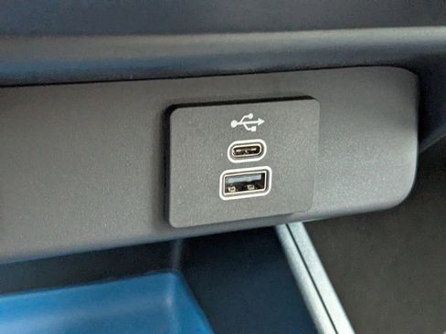 New 2025 Ford Maverick XLT w/ XLT Luxury Package image 22