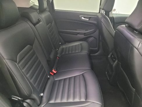 Used 2024 Ford Edge SEL image 19