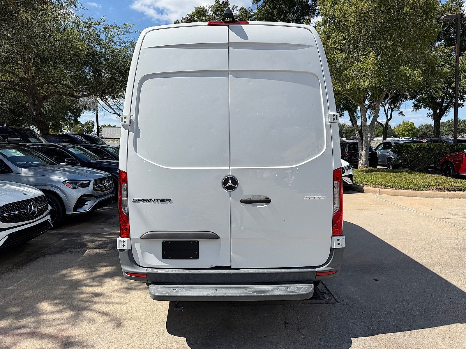 Used 2021 Mercedes-Benz Sprinter 2500 image 5
