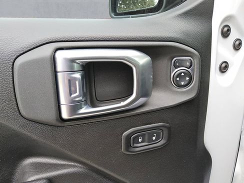 Certified 2024 Jeep Wrangler Sport S image 18