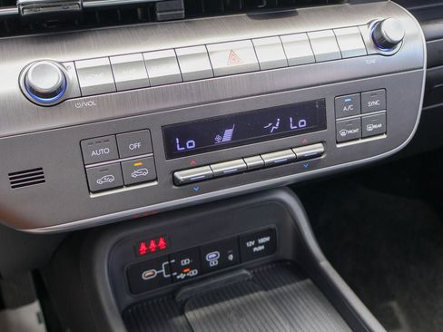 Used 2026 Hyundai Kona SEL Sport FWD image 14