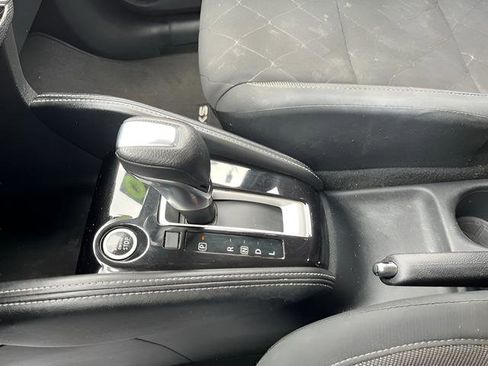 Used 2020 Nissan Kicks SV FWD image 17