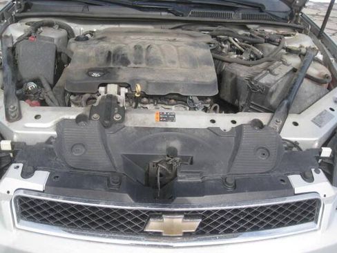 Used 2014 Chevrolet Impala LTZ FWD image 23
