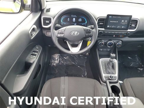 Certified 2023 Hyundai Venue SEL image 22